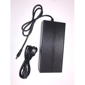 - PowerOak Bluetti C400 400W charger - Connectivity - C400